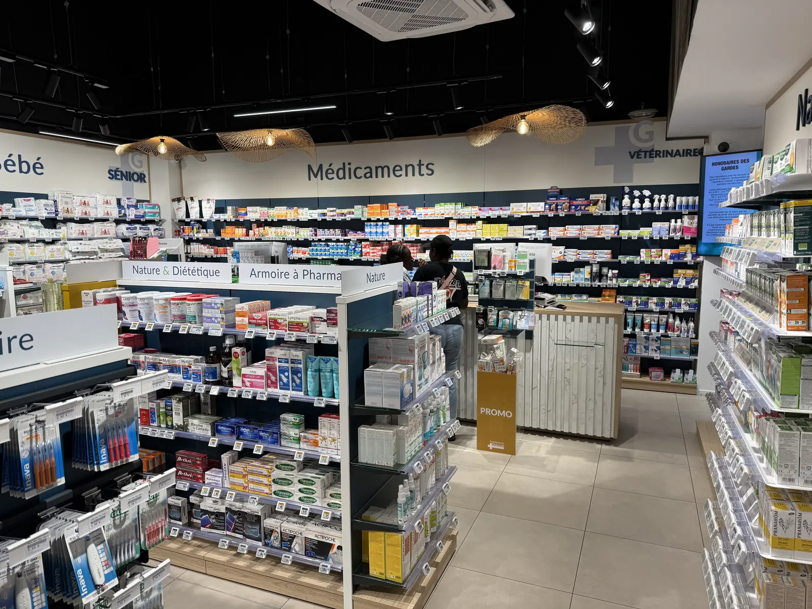 Seniors, vétérinaire et médicaments – Pharmacie Grauzam, Grand Camp, Les Abymes